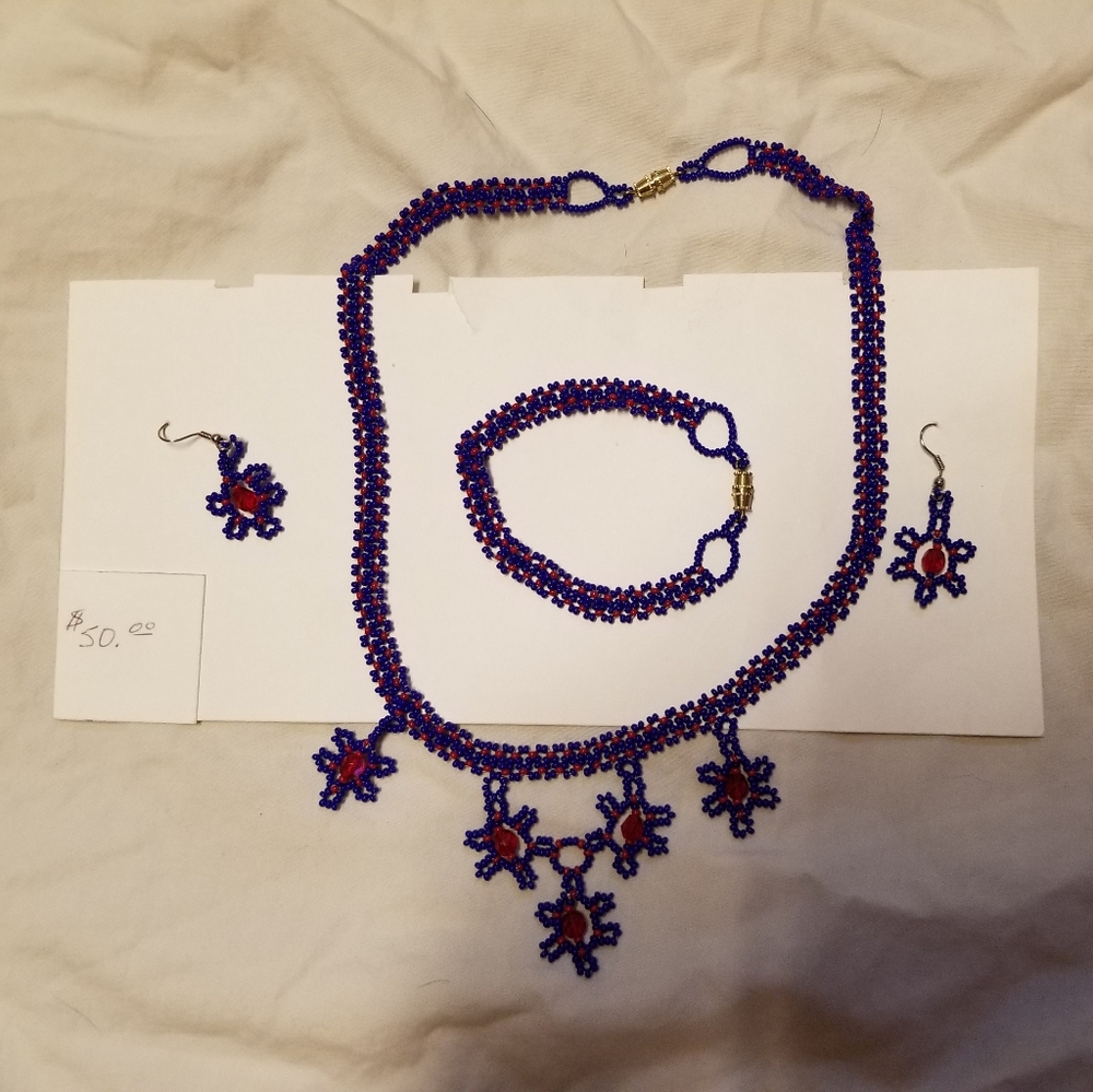 Jewelry Set - Picture 3 of 6